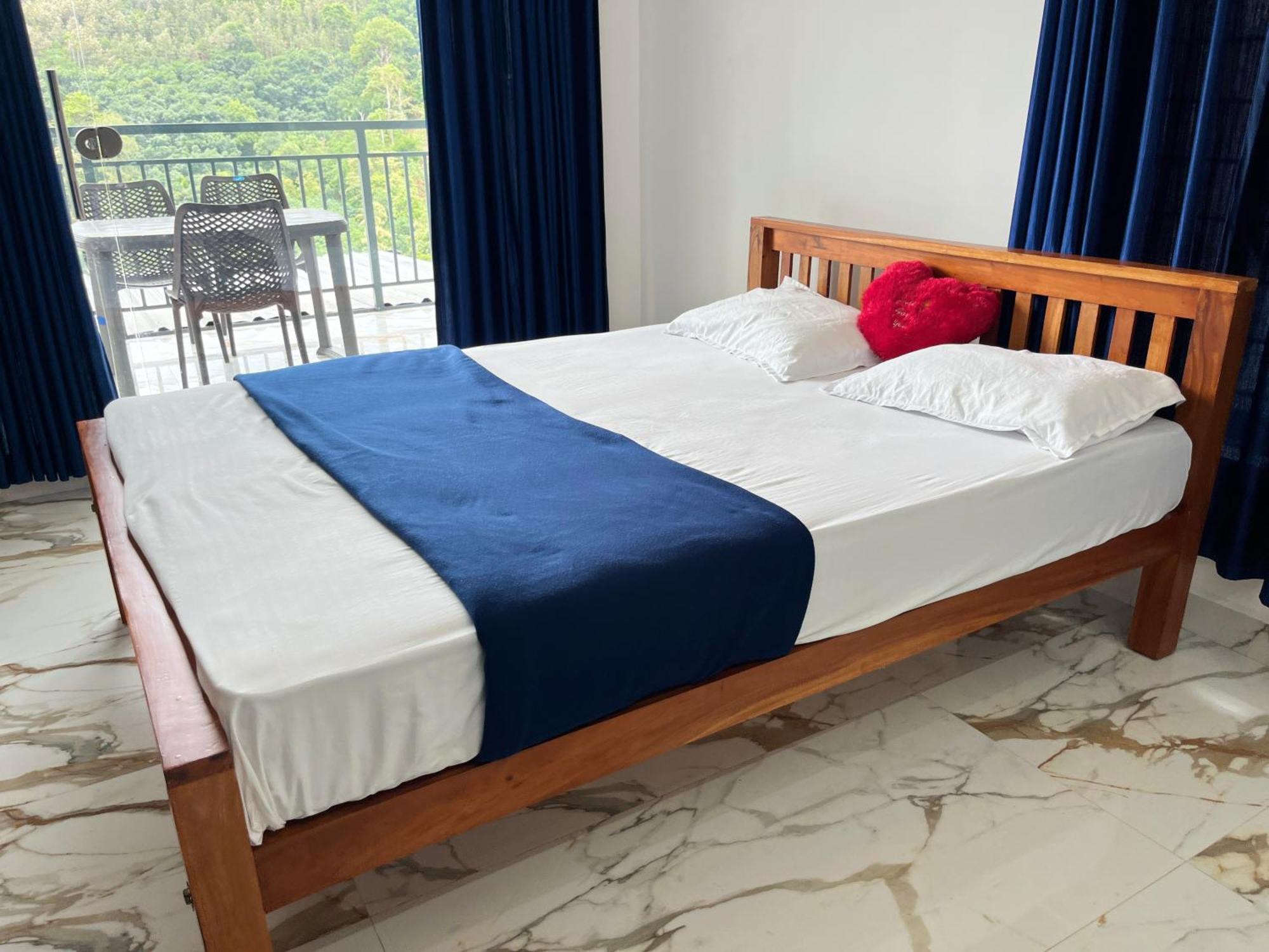 Mount Mist Villa Мунар Екстериор снимка